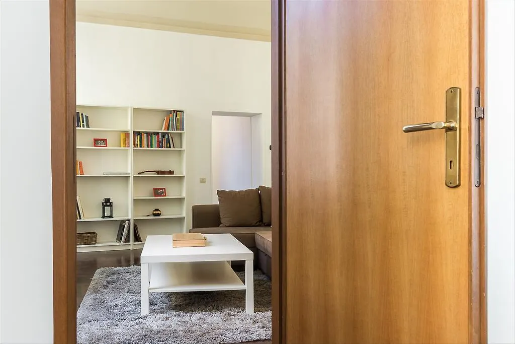 Palazzo Borghese Lovely Flat Apartamento Roma 0*,  Itália